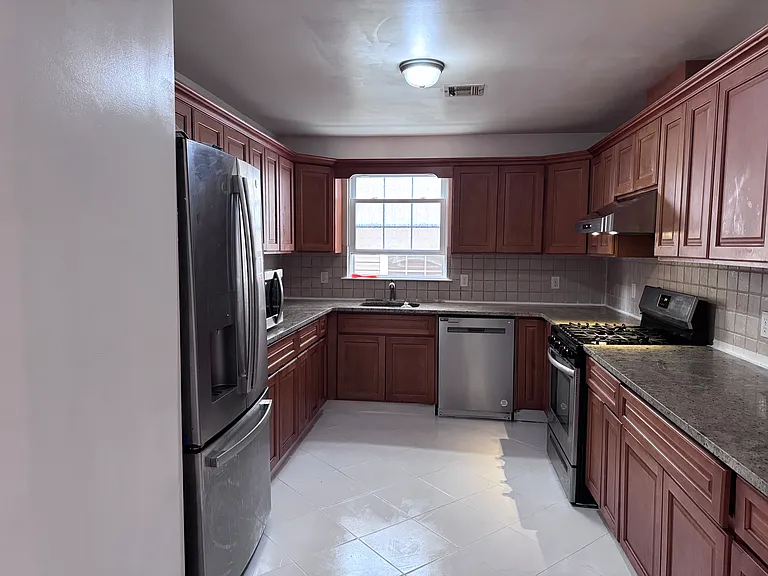 20 Poinier St #2 — Photo 22