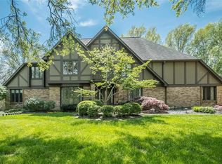 13266 Tall Pine Ct, Chesterfield, MO