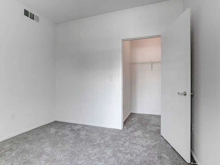 6650 W Warm Springs Rd #1080 — Photo 27
