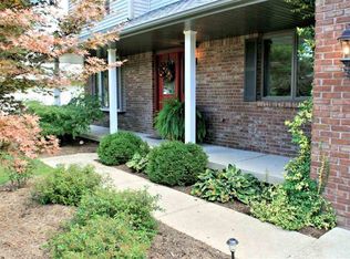 705 W Estate Dr, Bloomington, IN