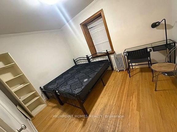 5th image of 118 Kitchener Rd