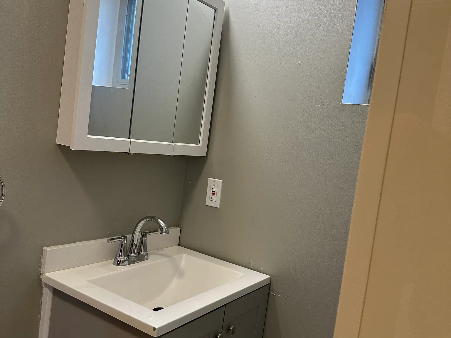 1 bed, 950 sqft, $800 — Photo 2