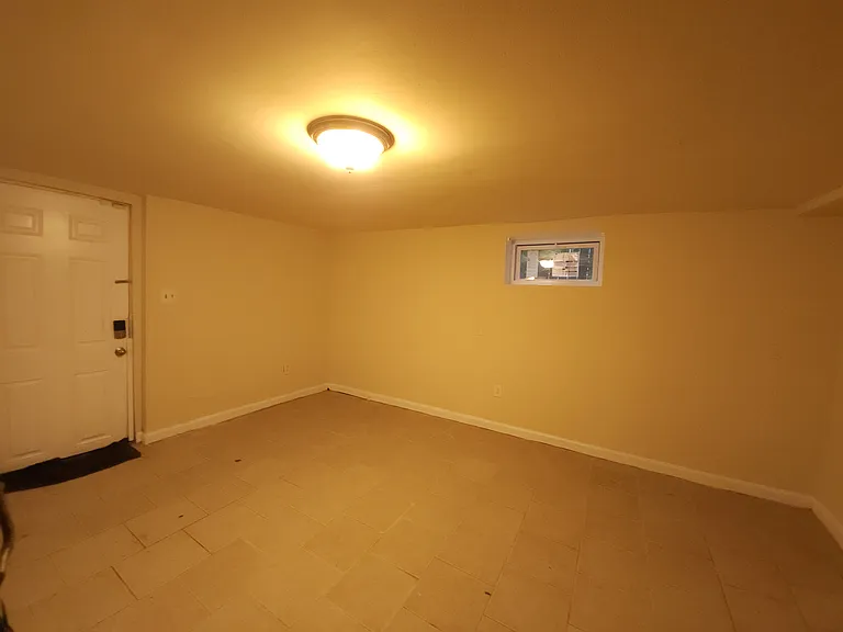 5023 Emo St — Photo 20