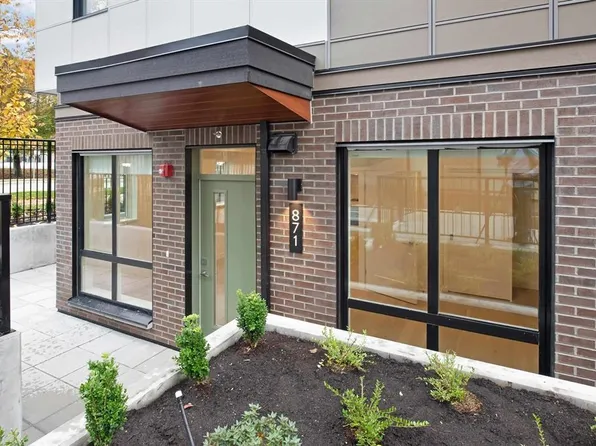 871 E 33rd Ave, Vancouver, BC V5V 3A4