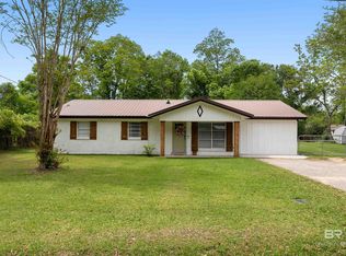 207 Mitchell Ave, Bay Minette, AL 36507