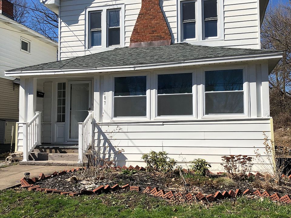 1st image of 107 Lincoln Park Dr