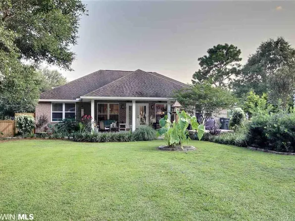 33153 Pickens Ave, Lillian, AL 36549