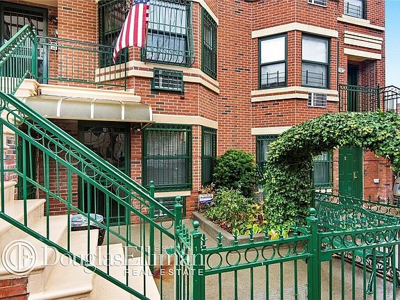 4th image of 71 E 118th St Fl 1