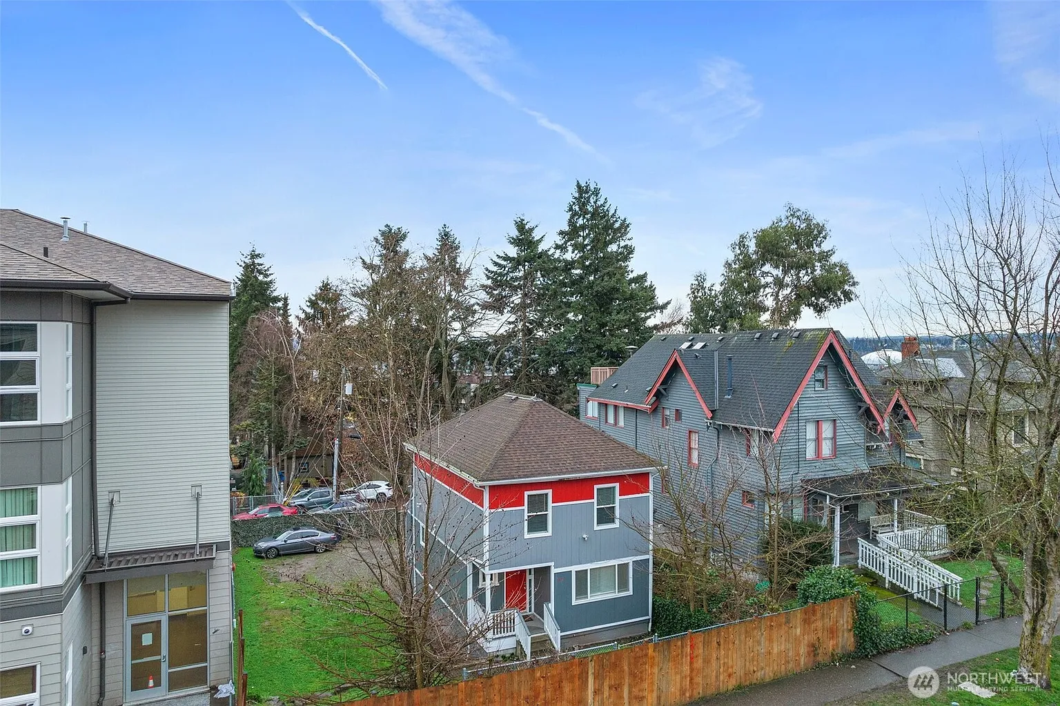 1415 S Yakima Avenue photo 1