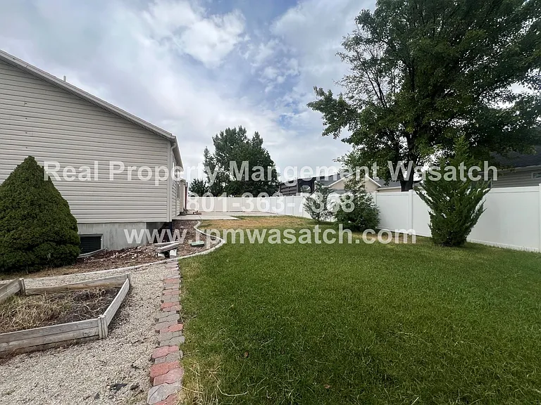 7455 S 4950 W — Photo 44