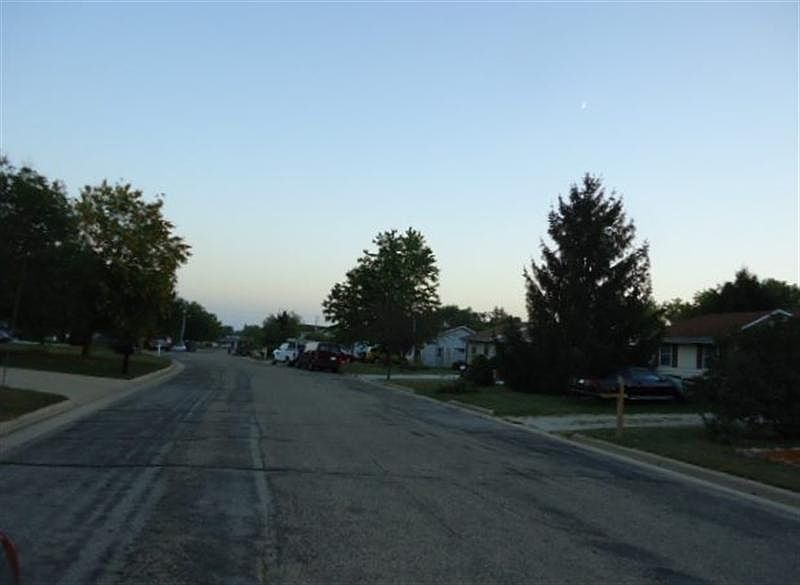 1st image of 90 Countryside Dr