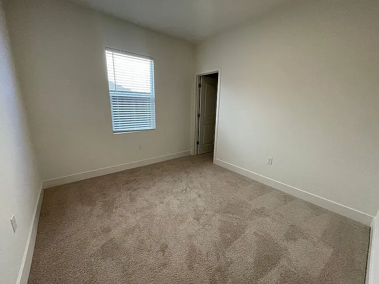 3176 Balance Cir — Photo 9