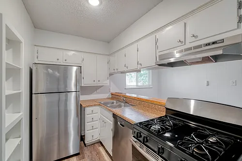 5210 Joe Sayers Ave #E Photo 1