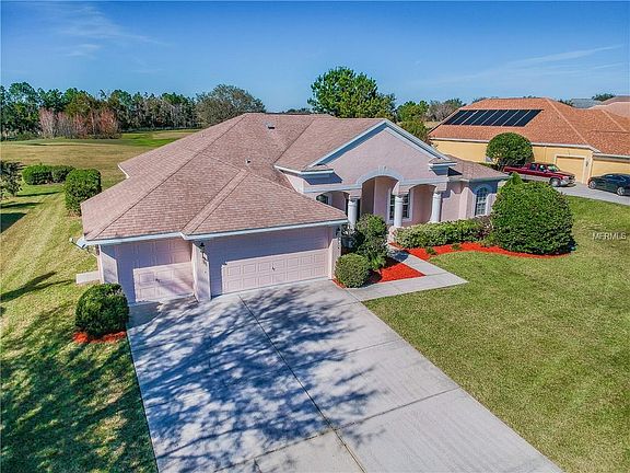 4th image of 13021 Thoroughbred Dr