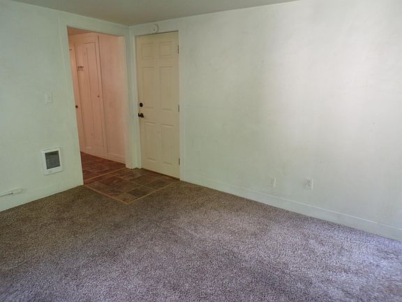 4th image of 718 N 6th St APT 4