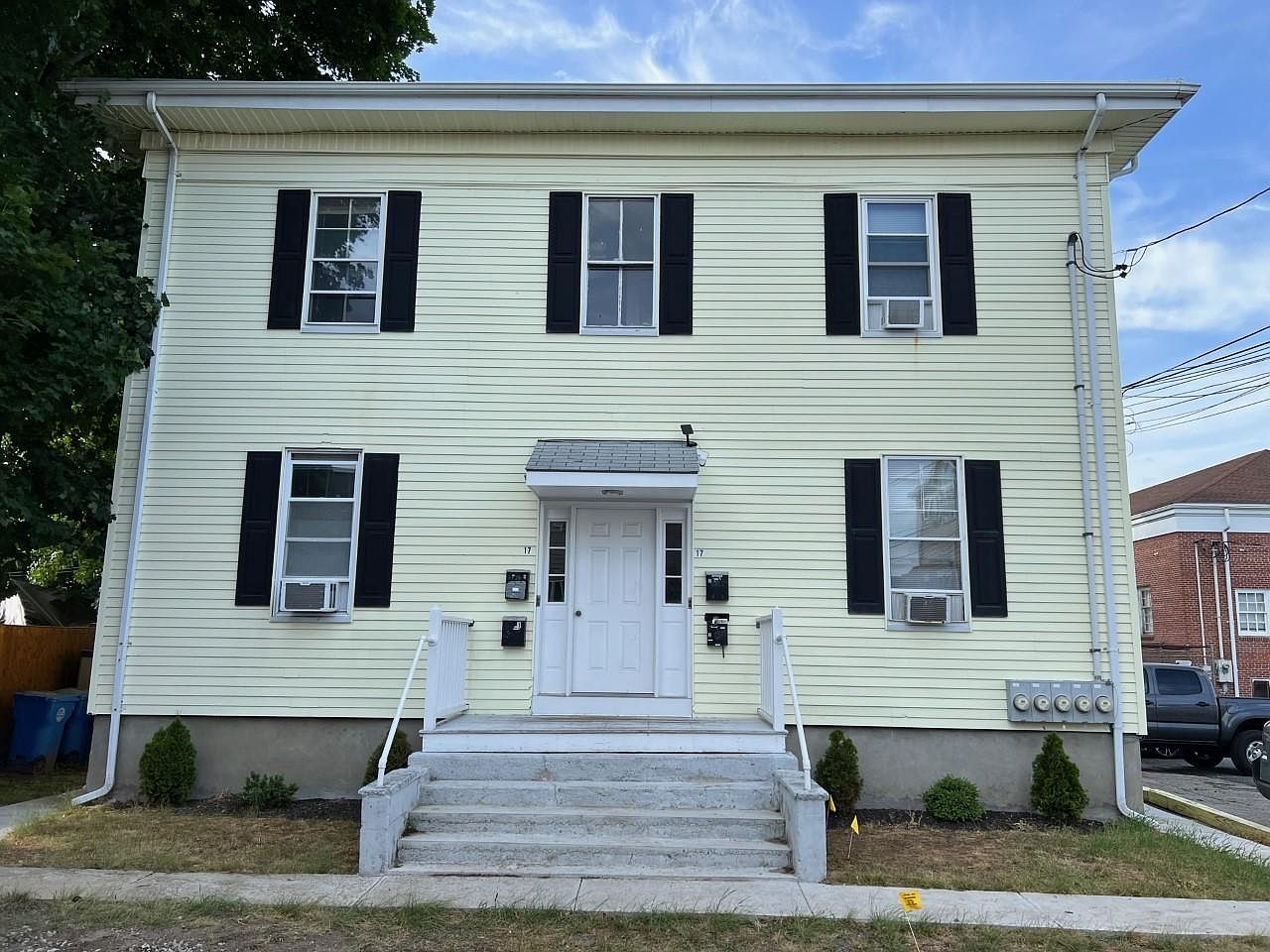 17 Munroe Ave 4, Waltham, MA 02453 Zillow