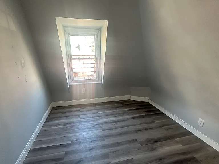 157 Buena Vista Ave #33 — Photo 7