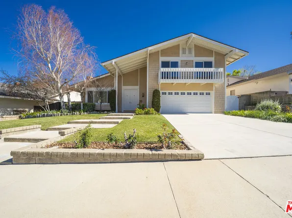 24086 Avenida Crescenta, Santa Clarita, CA 91355