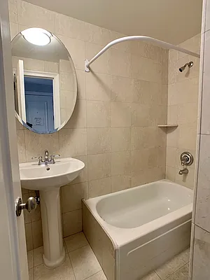 Rented by Tourma Realty LLC | media 30