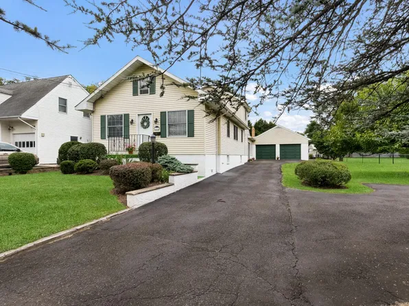 177 Crooked Billet Rd, Hatboro, PA 19040