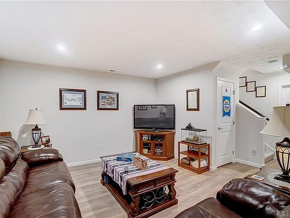 4th image of 3233 River Downs Ct