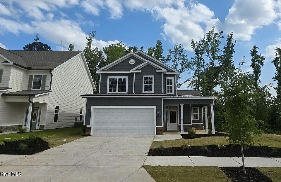 1st image of 687 Ronaldsay Road