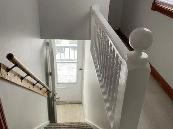 116 Kingsbury Ave #2