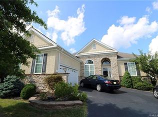 9 Passage Ln, Barnegat, NJ 08005