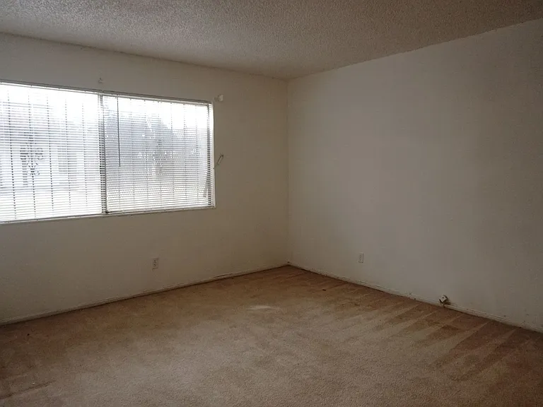 1405 Vegas Valley Dr #225 — Photo 13