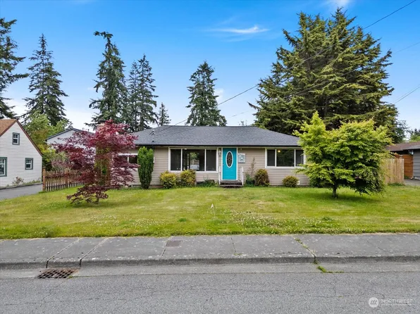 5617 East Drive, Everett, WA 98203