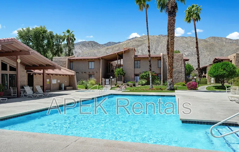 1050 E Ramon Rd — Photo 5