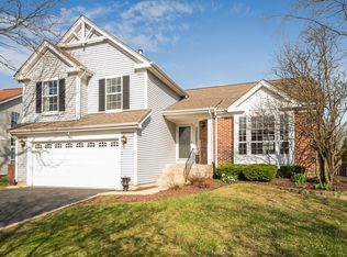 54 Sparrow Ct, Aurora, IL