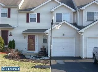 48 Pinckney Dr, Coatesville, PA 19320
