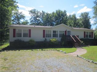 6655 Pine Hall Rd, Belews Creek, NC 27009