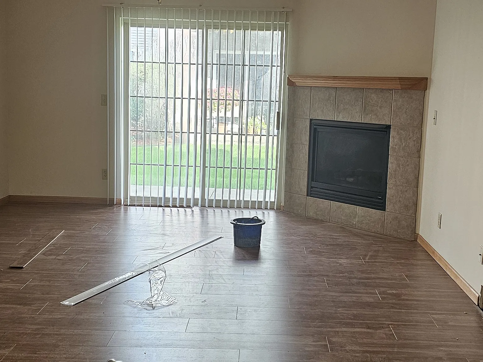 2 bed, 1100 sqft, $1,750 — Photo 2