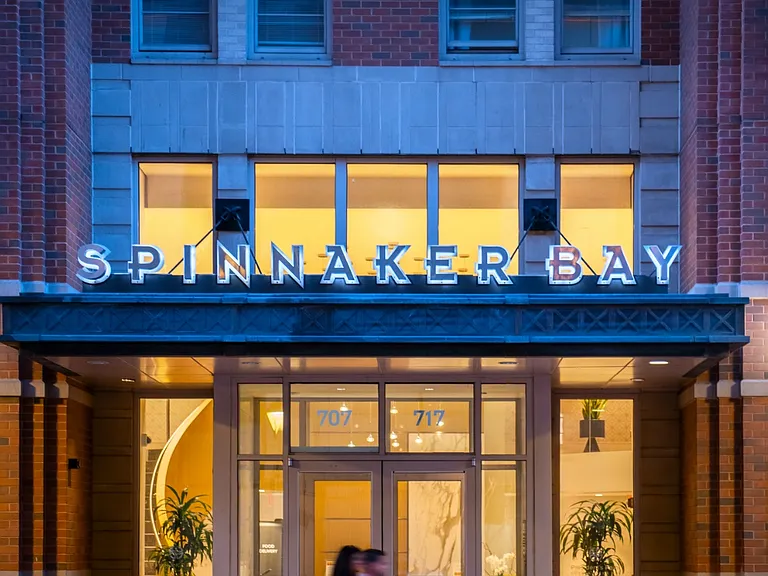 Spinnaker Bay at Harbor East — Photo 52