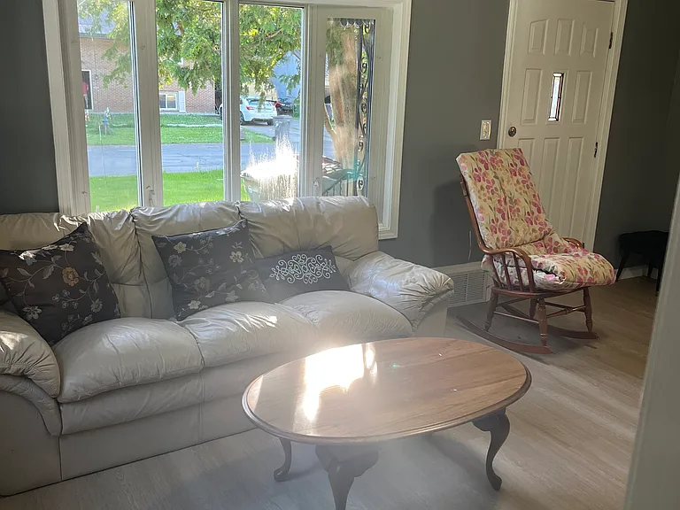803 Park Dr — Photo 15