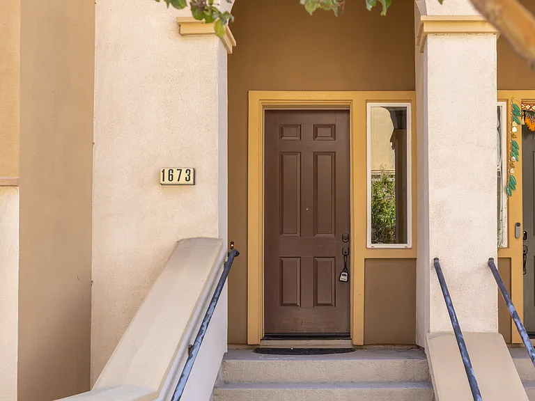1673 Lee Way — Photo 26
