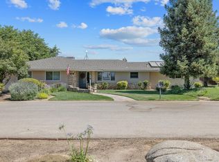 19940 E South Ave, Reedley, CA 93654