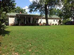 2220 Blackburn Rd, Mc kenzie, TN 38201