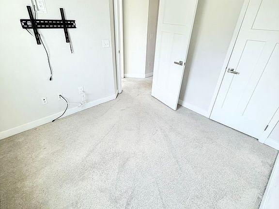 5th image of 271 Brittlebrush Dr