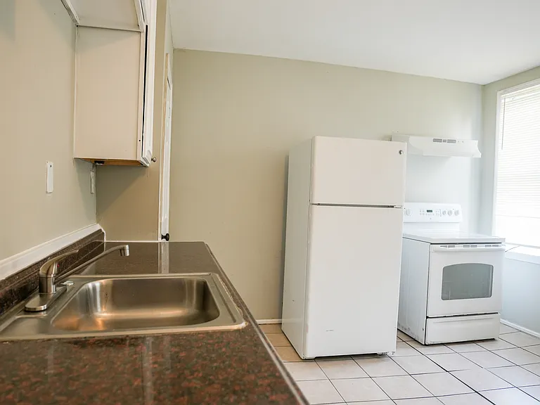 2864 Rayner Ave #2 — Photo 8