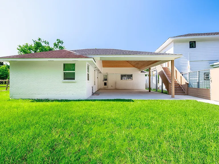 12826 Hill Dr — Photo 40
