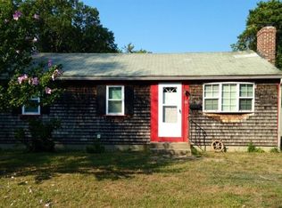 30 Boxberry Ln, West Yarmouth, MA 02673
