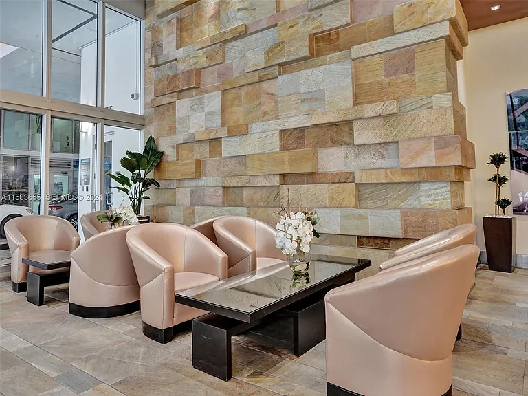 500 Brickell Ave #1301 — Photo 8