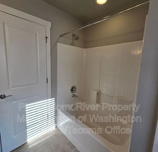 11618 SE 197th Pl — Photo 55
