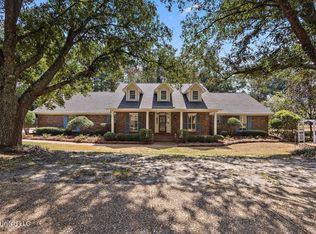 109 Concord Dr, Clinton, MS 39056
