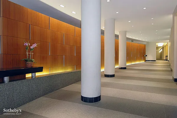 Rented by Sotheby's International Realty | media 7