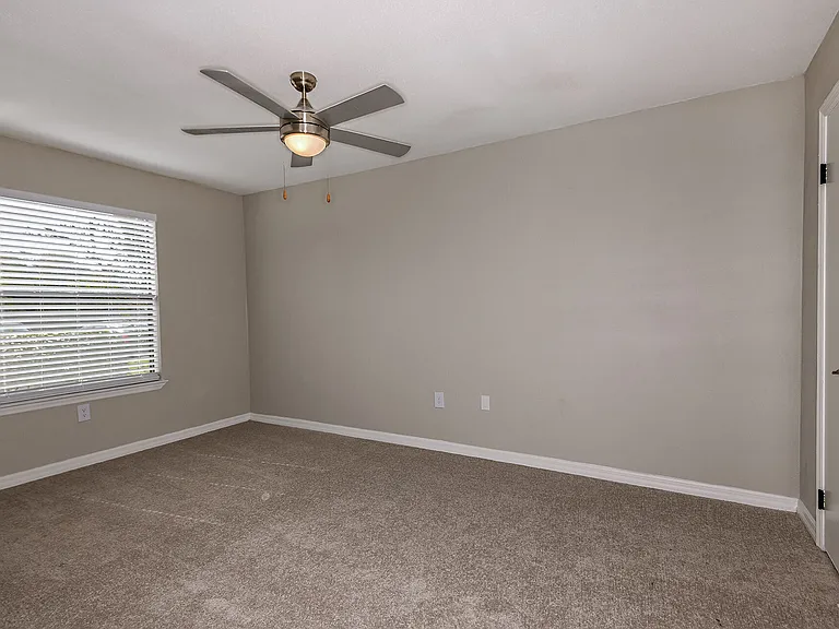 Lake Pointe — Photo 6