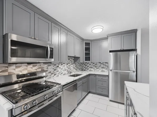 2550 Olinville Avenue image 7 of 20